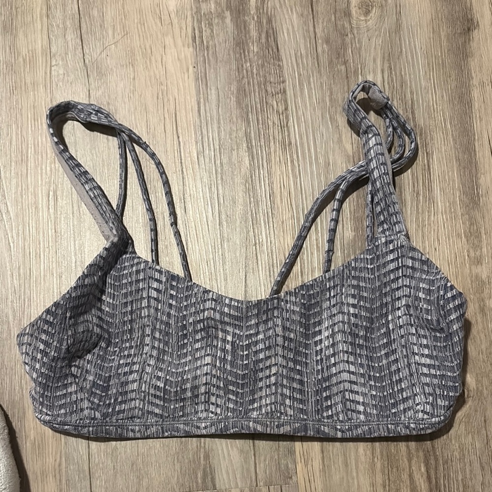 LuluLemon Gray Patterned Sports Bra